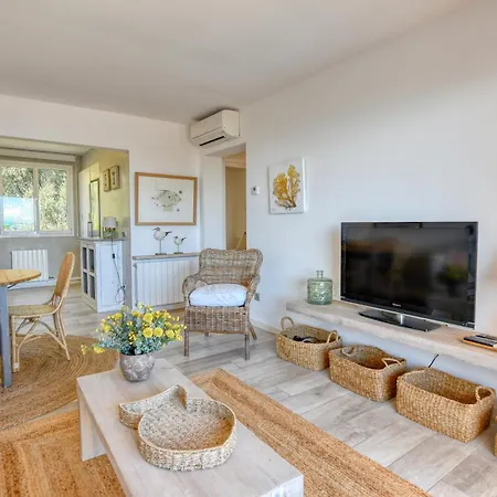 Panoramic Sea Views Daire Calella De Palafrugell