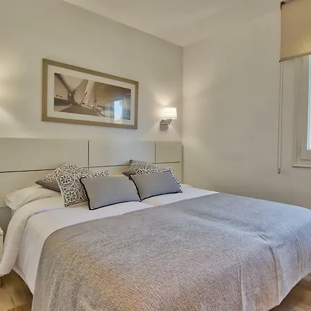 Panoramic Sea Views Apartment *
